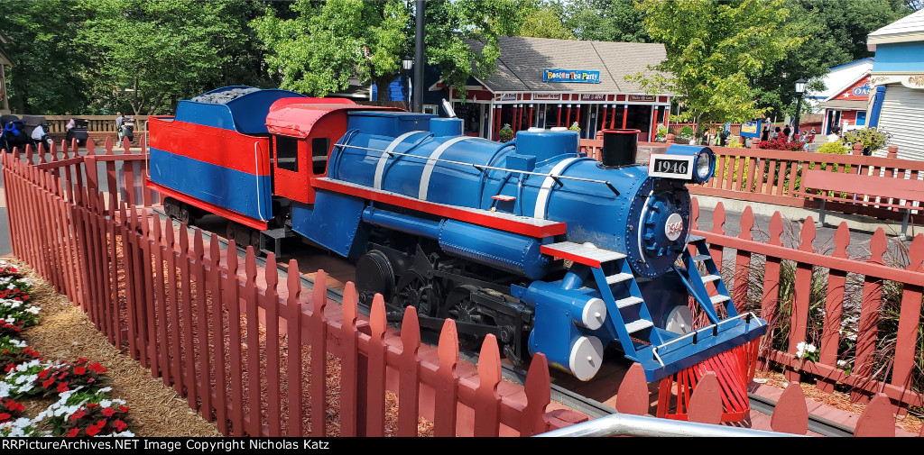 Freedom Train/Santa Claus Land Railroad #1946 at Holiday World